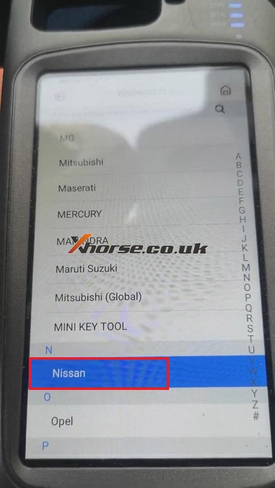 xhorse-vvdi-key-tool-max-programs-nissan-remote-01