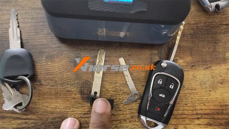 Xhorse Key Reader Review Decode Honda Bmw Benz Key Success (2)