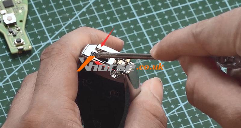 How To Assemble Be Key Pro Pcb And Benz Key Shell 1