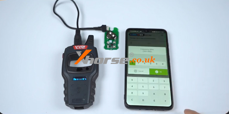 Mini Key Tool To Set Frequency Of Masker Garage Remote 12