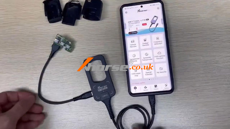 Xhorse Vvdi Bee Key Tool Lite Generate Audi Wired Remote (1)