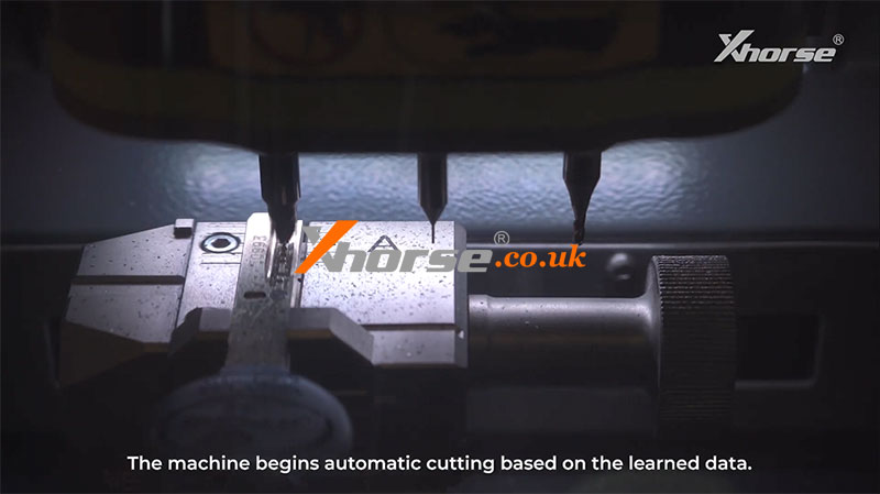 How To Use Xhorse Condor Xc Twins Cut A Key 11
