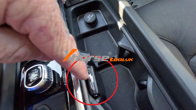 Xhorse Vvdi Key Tool Plus Program 2025 Volvo V60 Smart Key By Obd 6